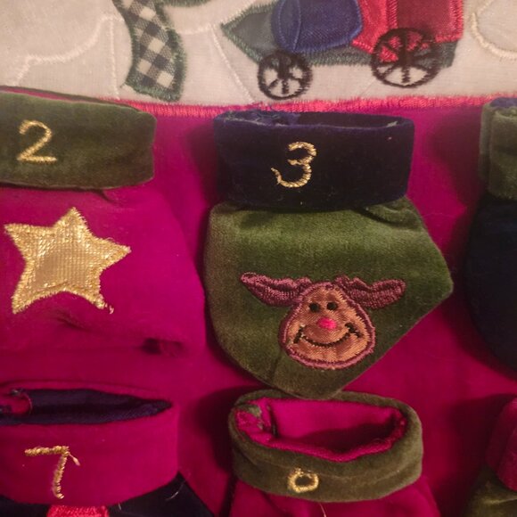 Velvet Christmas Countdown Advent Calender (add your own treats) - Picture 4 of 11